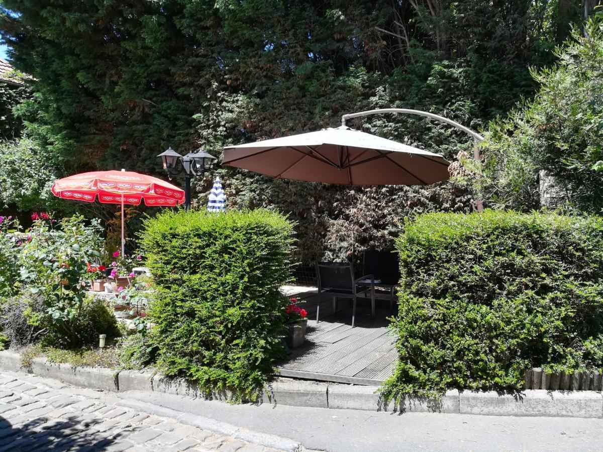 Chambres A Part Crespin  外观 照片